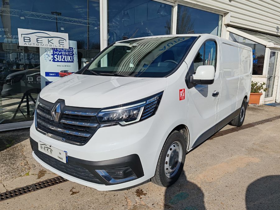 RENAULT TRAFIC 21240€ HT 2,0 DCI 150 EDC L2H1 RED