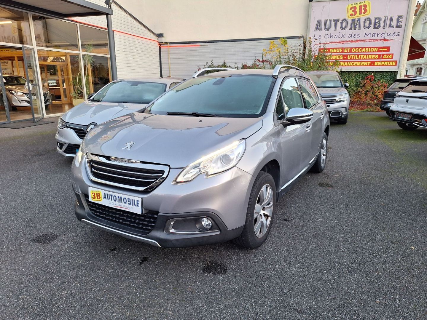 PEUGEOT 2008 110 ethp allure