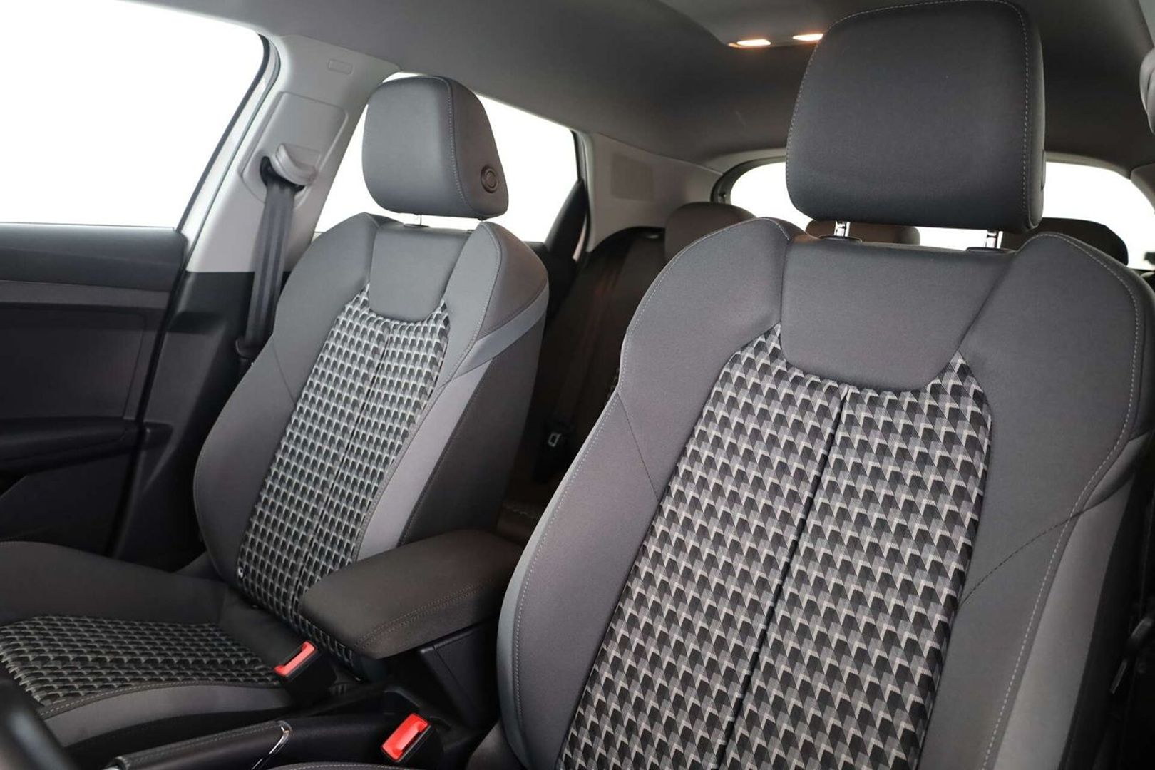 AUDI A1 SPORTBACK - 40 TFSI BVA S LINE EXTERIEUR