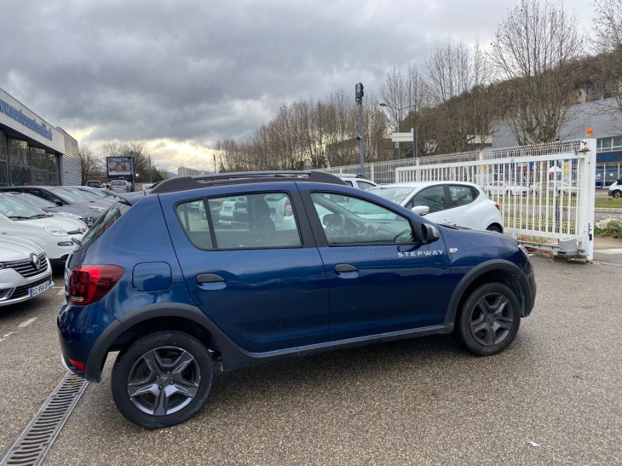 DACIA SANDERO - Stepway TCe (90ch) Explorer