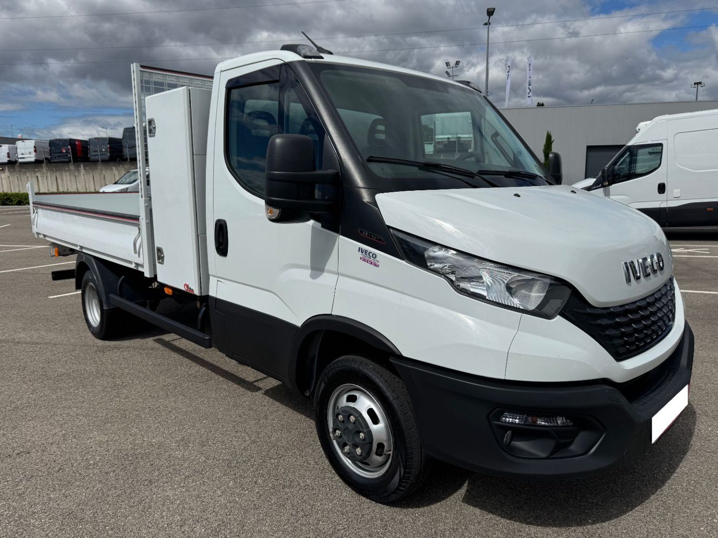 IVECO DAILY BENNE 35C18 180CV 3L JPM ACIER