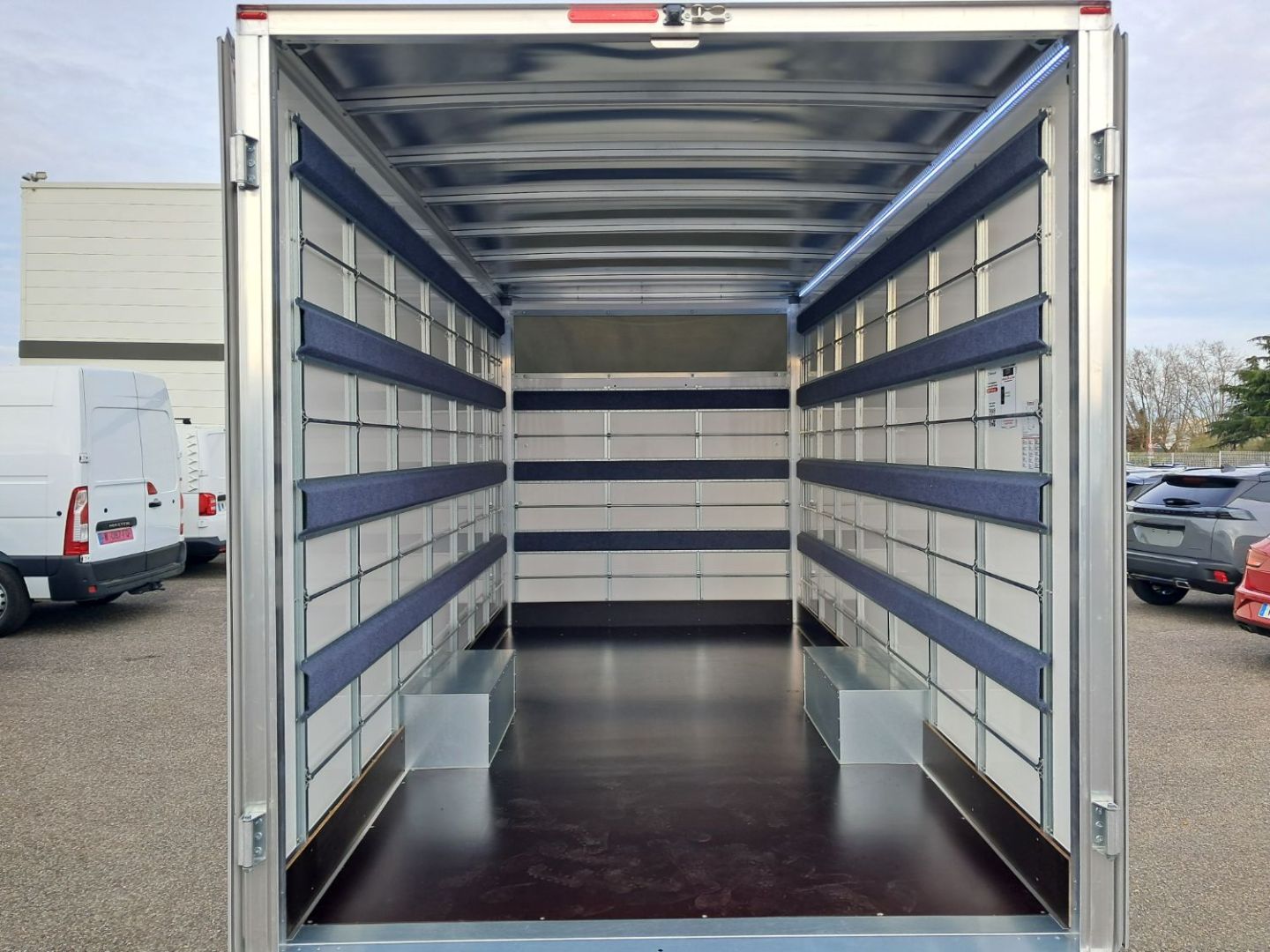 RENAULT MASTER CAISSE - PLANCHER CABINE 170 CV BOITE AUTO