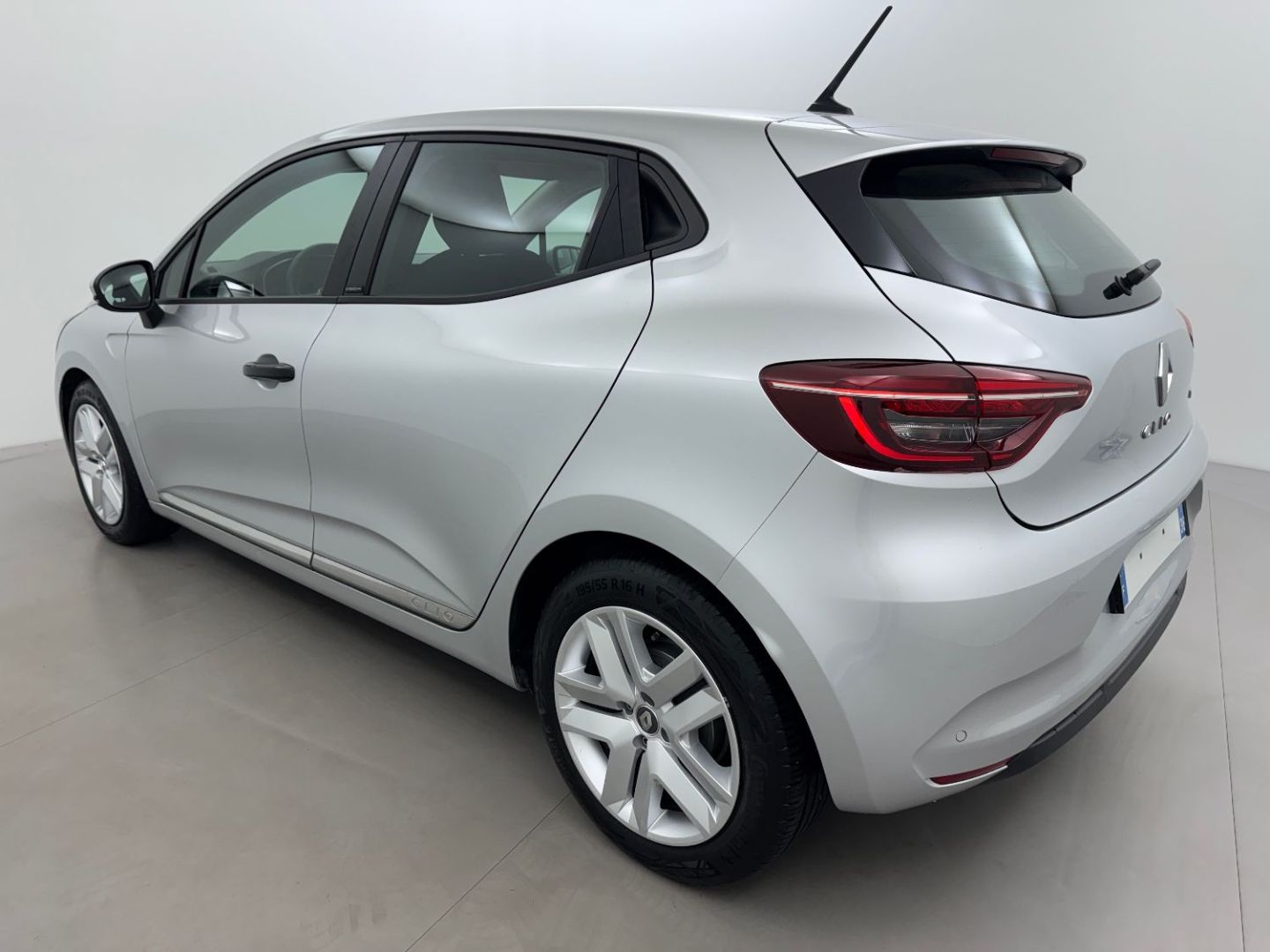 RENAULT CLIO V SOCIETE - 1.6 E-Tech 140 Business