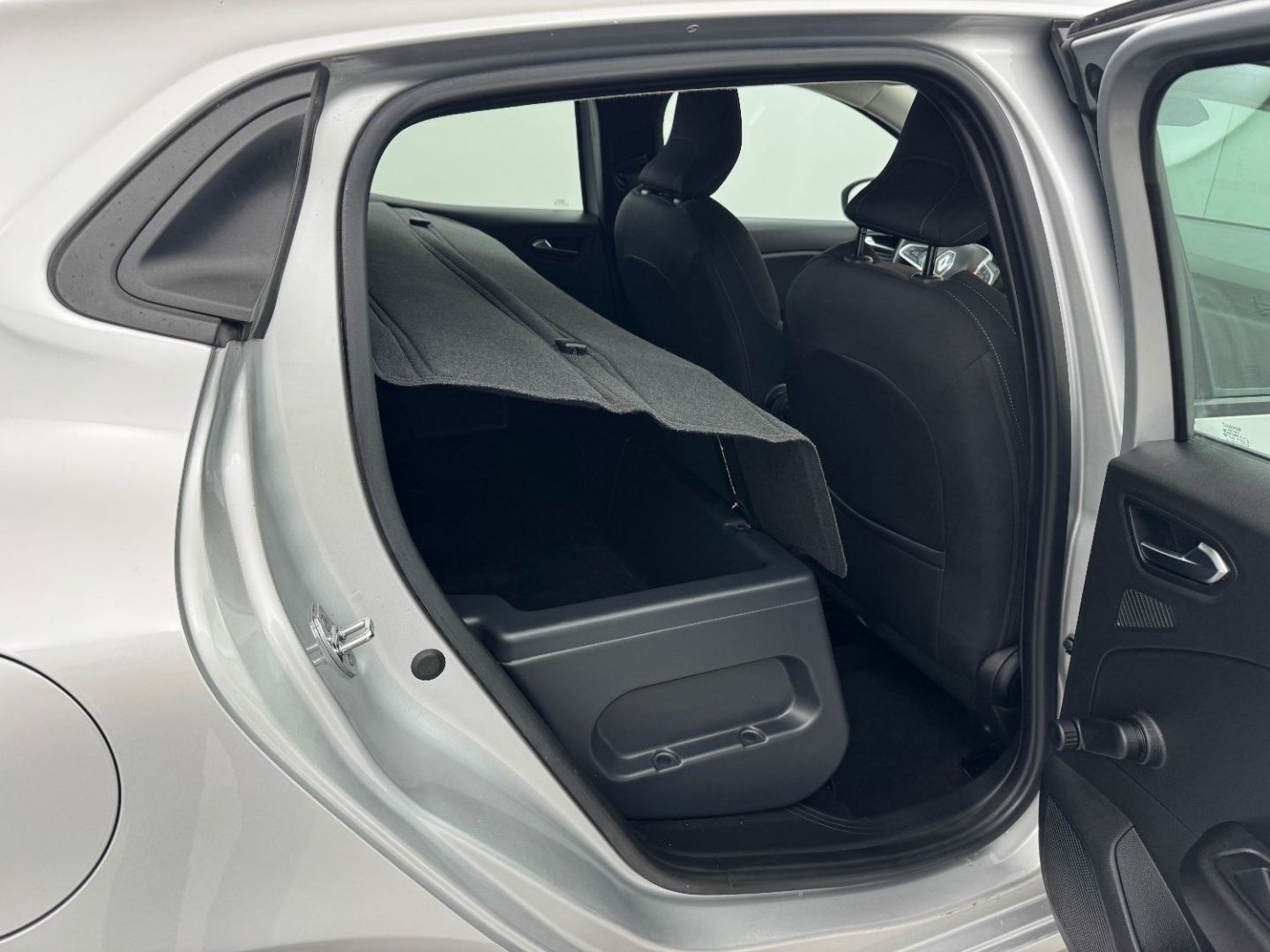 RENAULT CLIO V SOCIETE - 1.6 E-Tech 140 Business