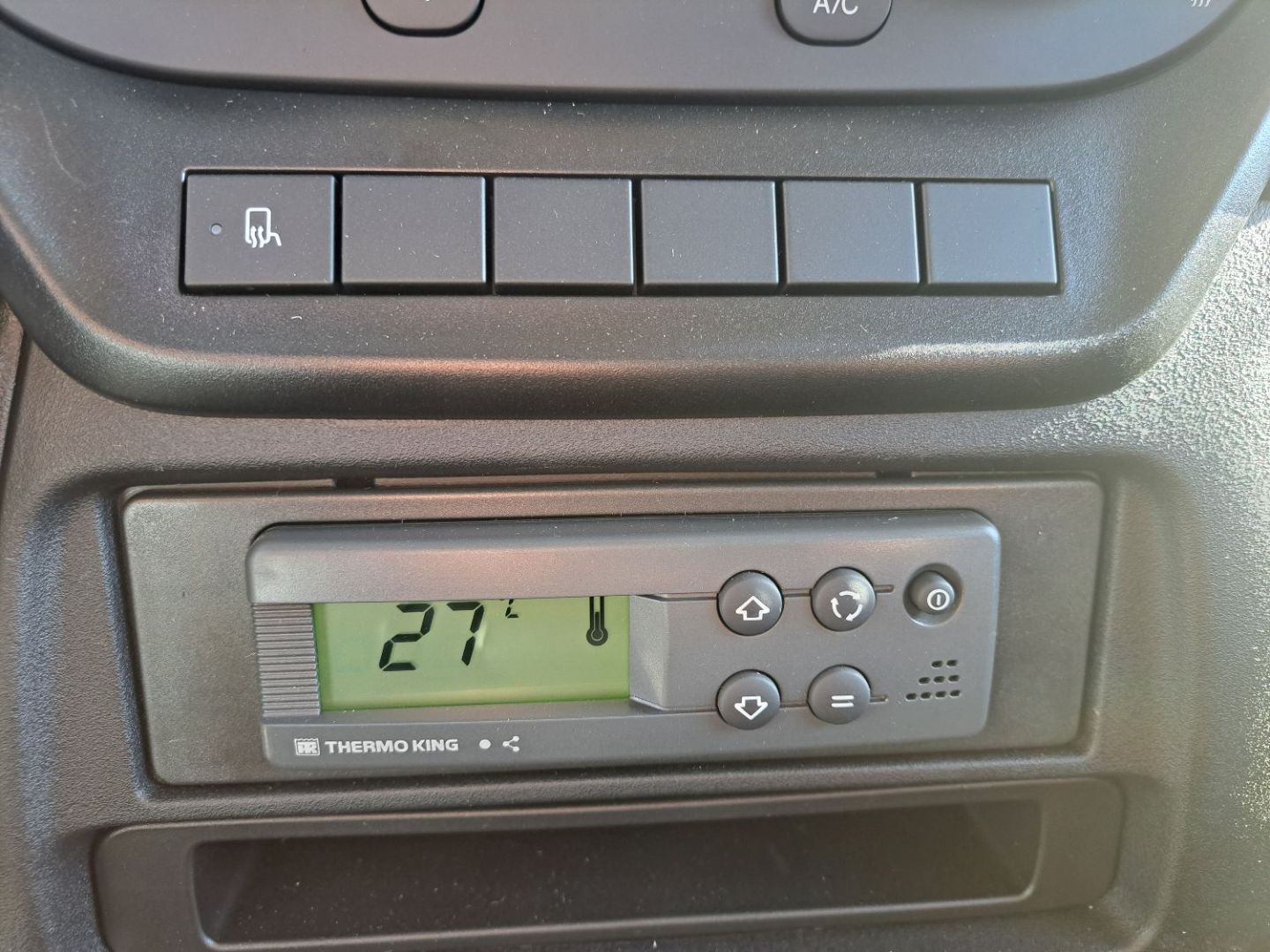 IVECO DAILY FRIGORIFIQUE - 35C18 180CV 3L CAISSE PRIMEUR HAYON
