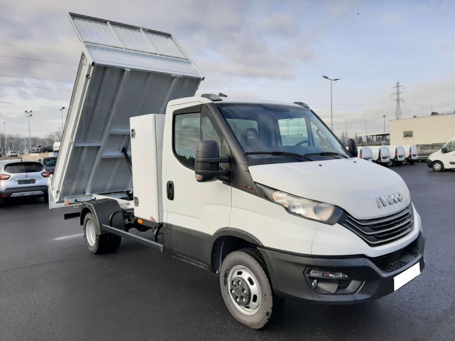 IVECO DAILY - 35C16H3.0 BENNE + COFFRE 41000E HT