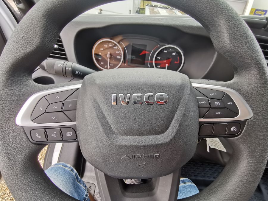 IVECO DAILY - 35C18H 3750 3.0 180ch Benne + Coffre JPM