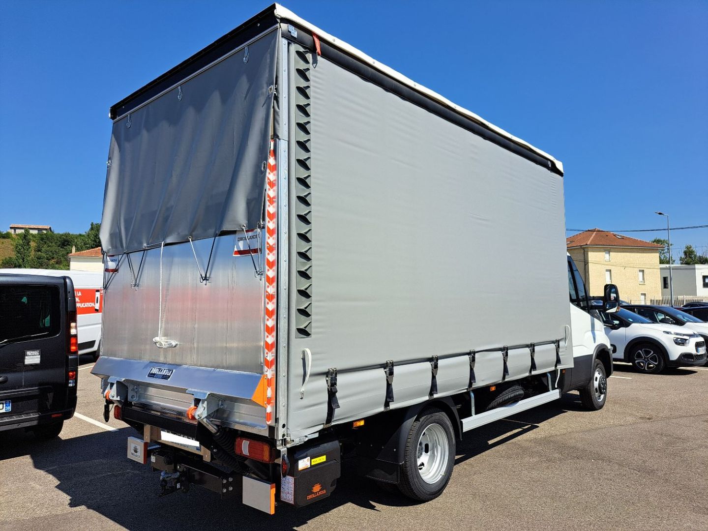 IVECO DAILY - 35C21 A8 BACHE 68000E HT