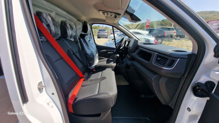 RENAULT TRAFIC NEUF - 150 CH GPS CLIM REGUL L1H1 RED EDITION