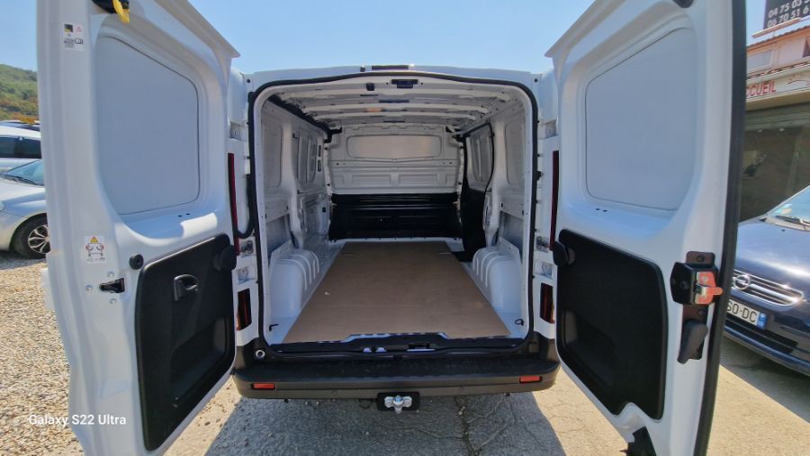 RENAULT TRAFIC NEUF - 150 CH GPS CLIM REGUL L1H1 RED EDITION