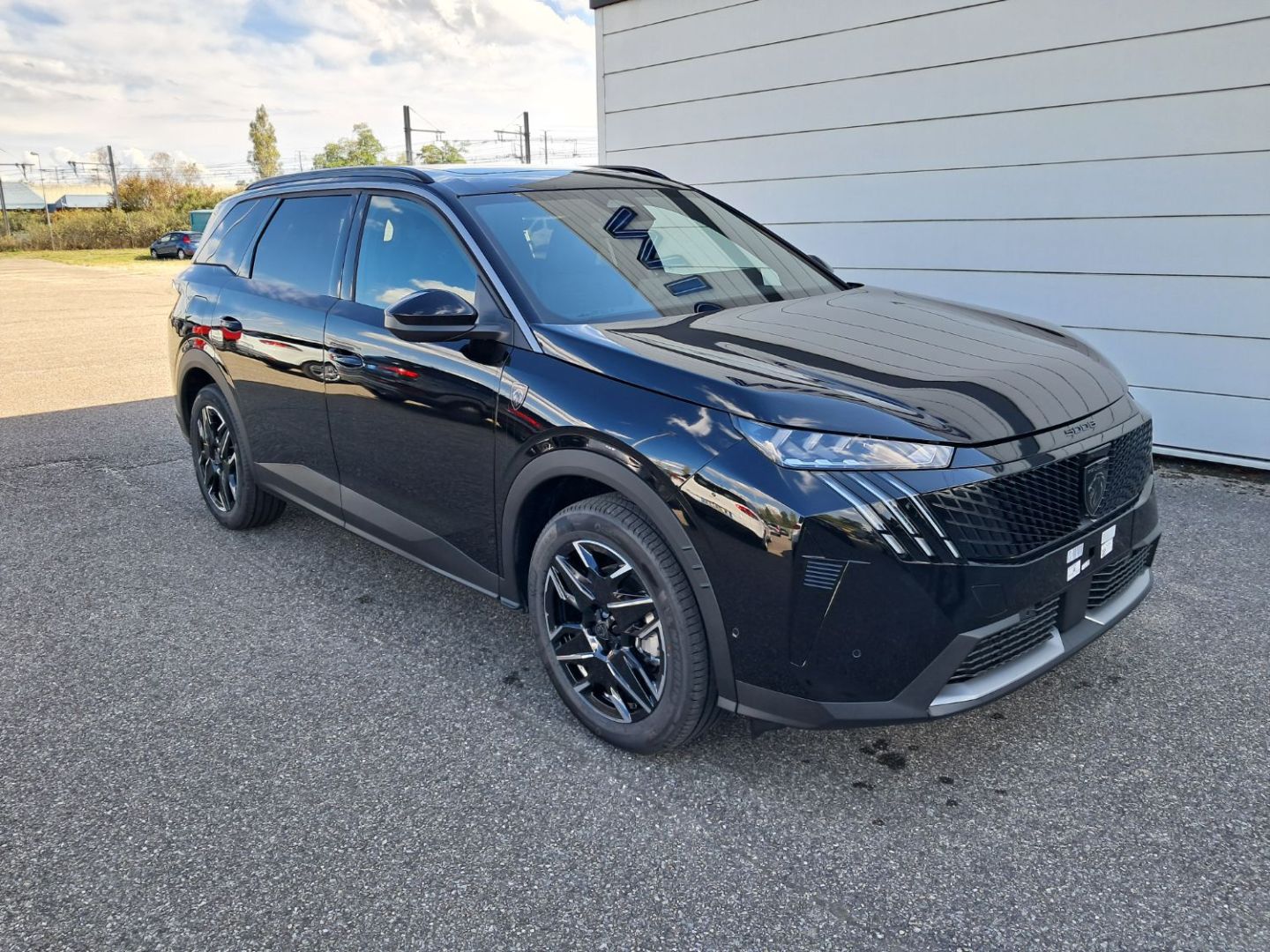 PEUGEOT 5008 1.2 Hybrid 145 GT e-DCS6 TOIT OUVRANT + 360°