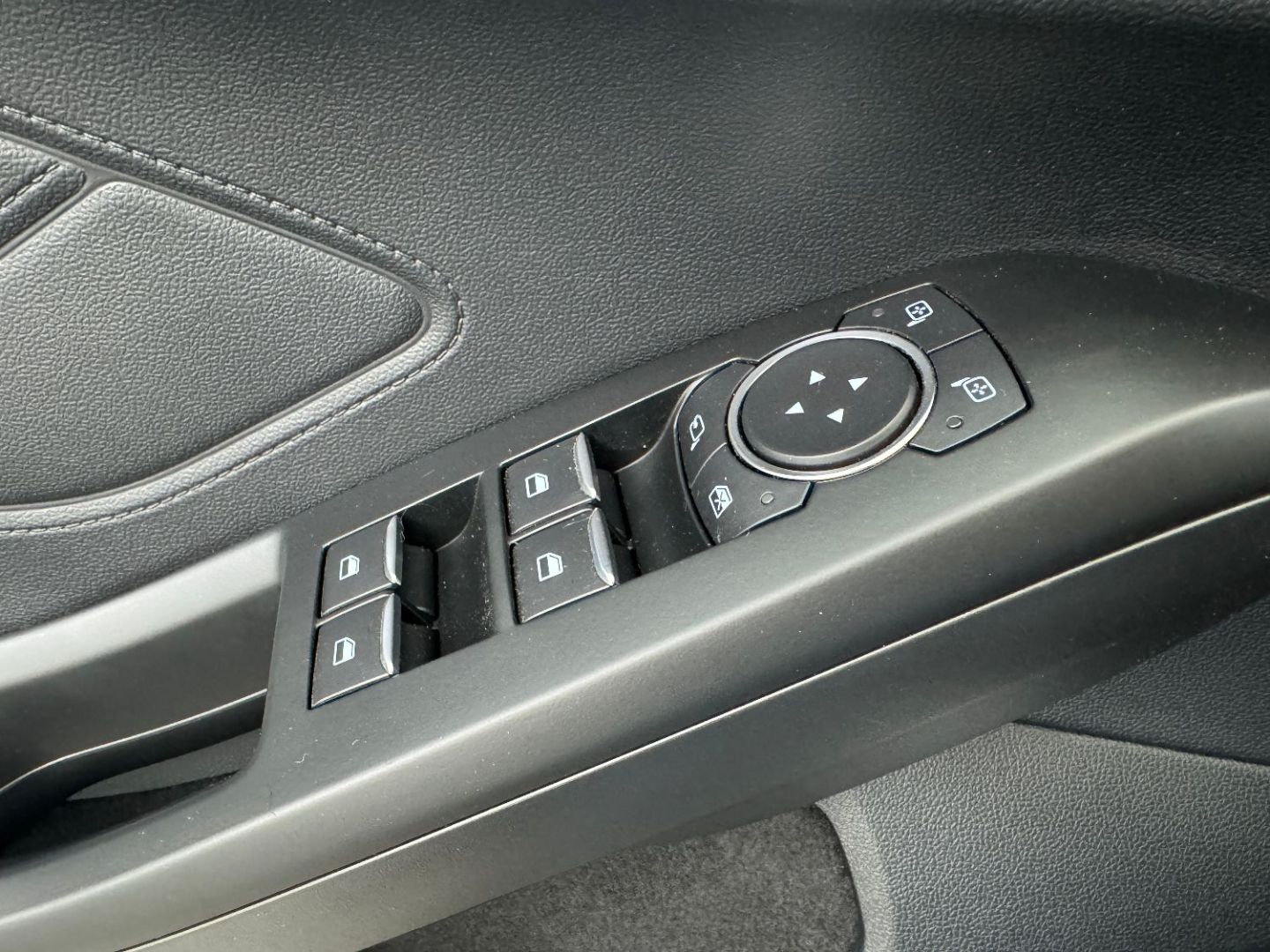 FORD FOCUS - 1.0 EcoBoost 125 Titanium BVA