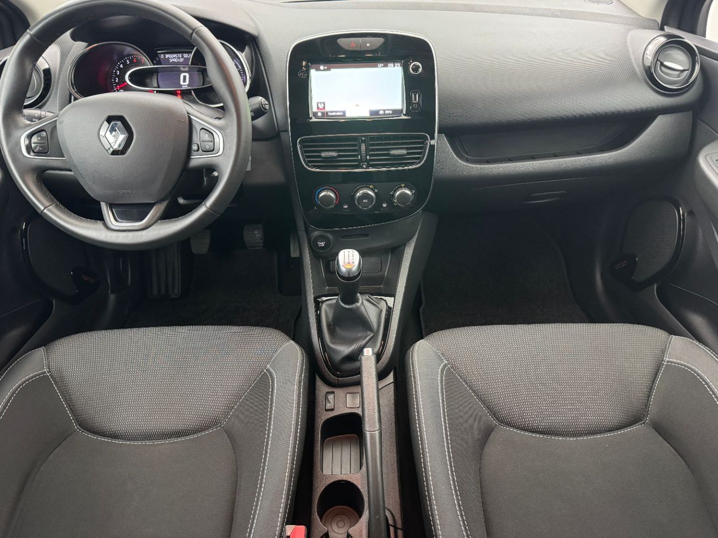 RENAULT CLIO IV ESTATE - Estate 0.9 TCe 90 Zen