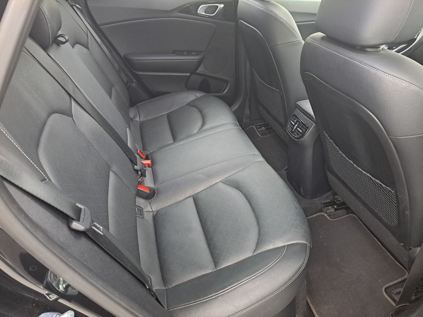 KIA CEED SW - SW 1.6 GDi 141 PREMIUM BUSINESS DCT6