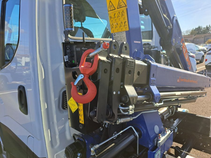 IVECO DAILY GRUE - 35C18 180CV 3L BENNE