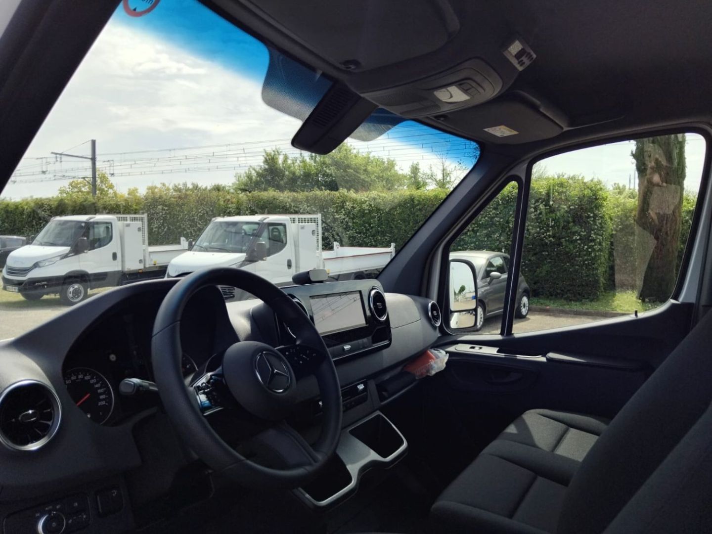 MERCEDES-BENZ SPRINTER FRIGORIFIQUE - 517 CDI 9G-TRONIC CAISSE ISOTHERME LECAPITAINE