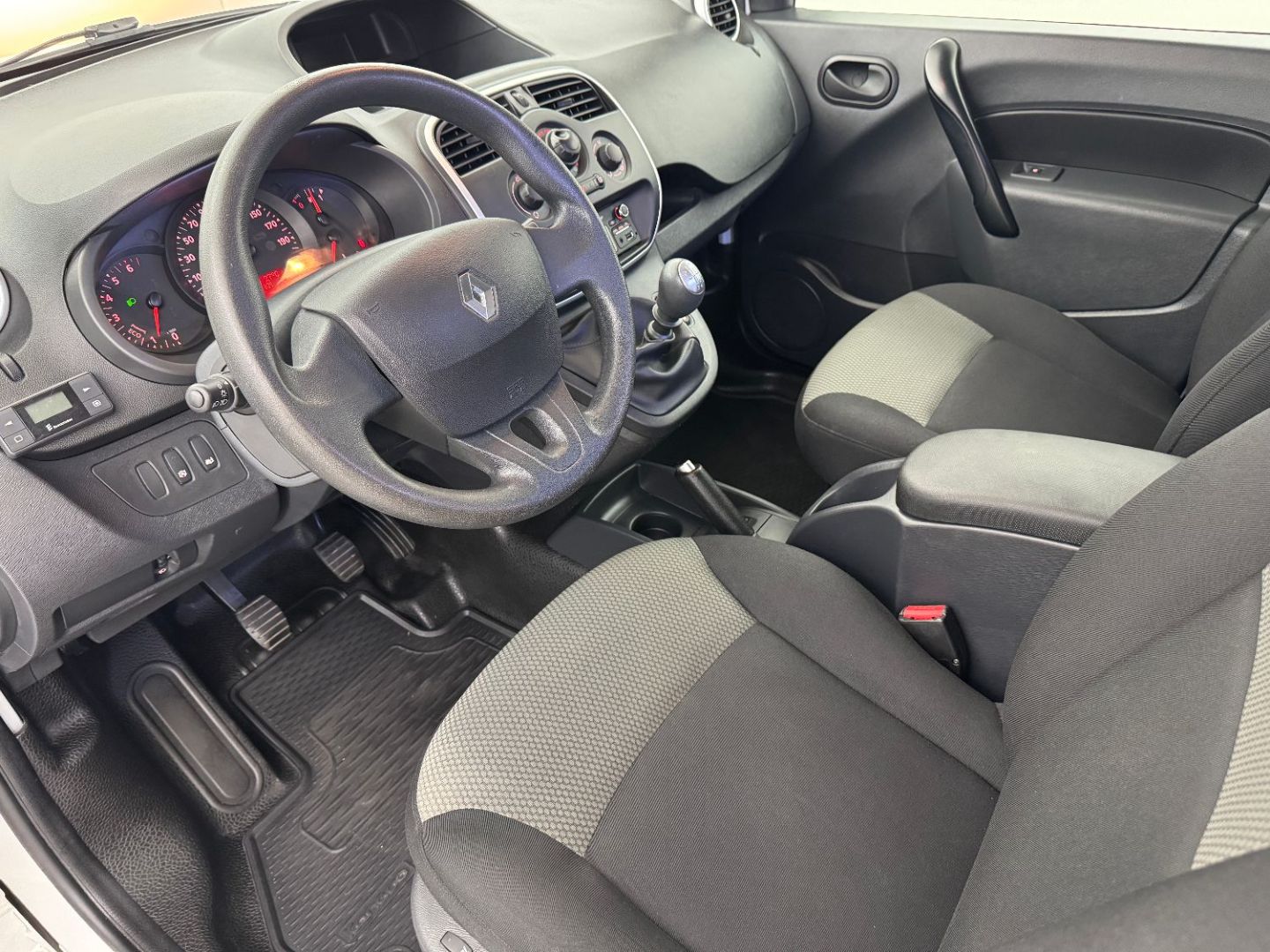 RENAULT KANGOO EXPRESS - 1.5 BLUE DCI 95