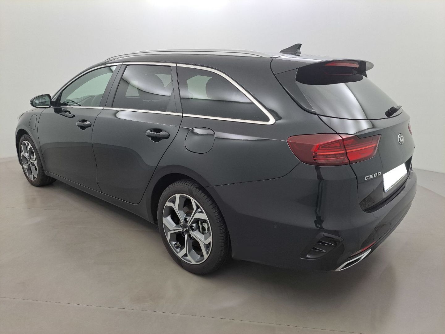 KIA CEED SW - SW 1.6 GDi 141 PREMIUM BUSINESS DCT6