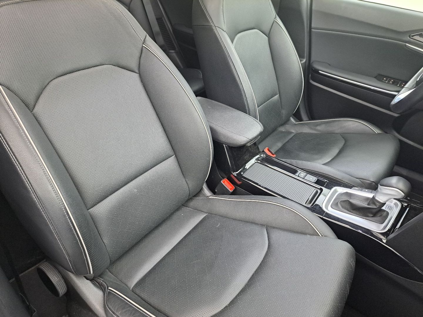 KIA CEED SW - SW 1.6 GDi 141 PREMIUM BUSINESS DCT6