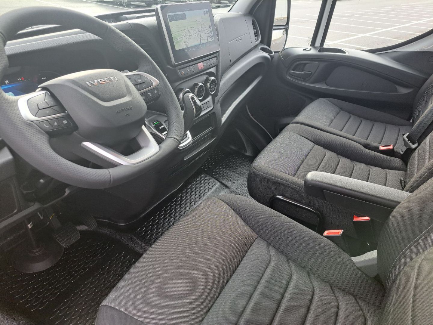 IVECO DAILY FOURGON - 35S18 A8 180CV 3L L4H2 16M3