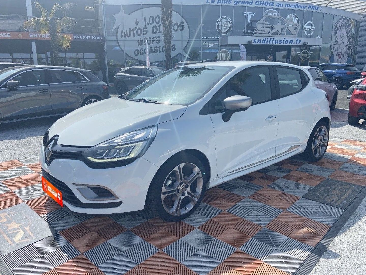 RENAULT CLIO 1.2 TCE 120 INTENS PACK GT LINE