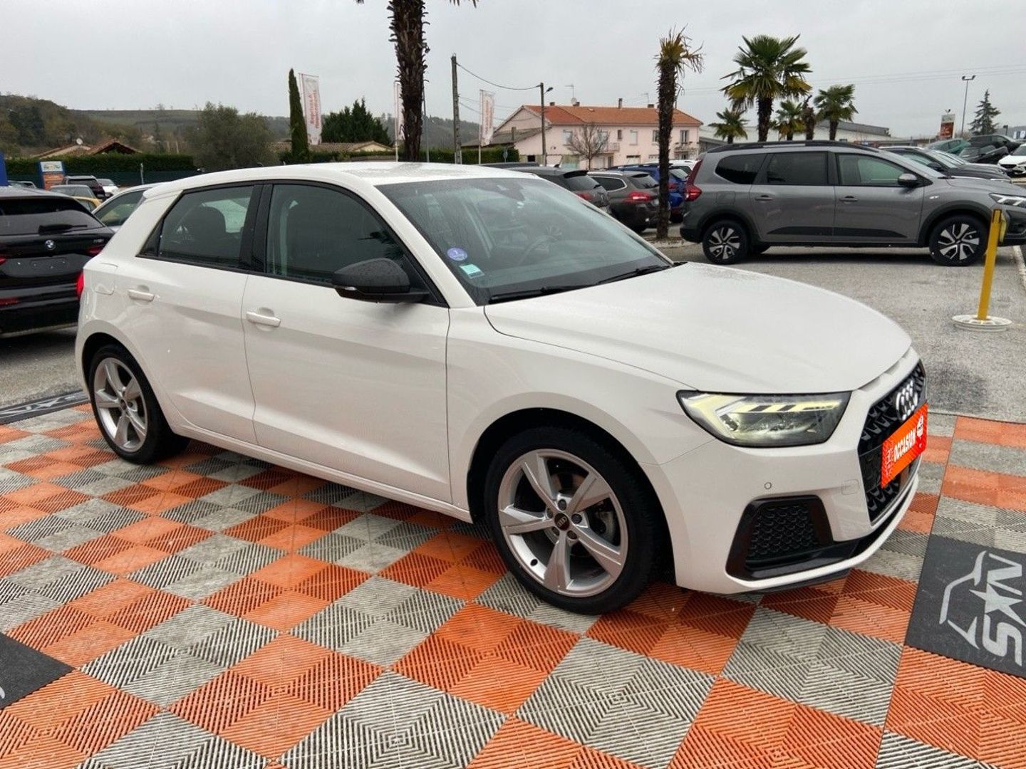 AUDI A1 SPORTBACK - 35 TFSI 150 S-Tronic DESIGN LUXE CUIR Caméra 1°Main