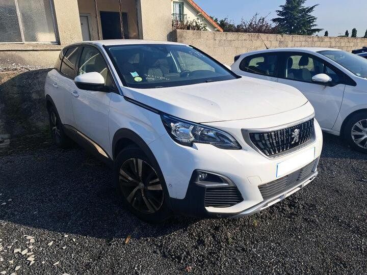 PEUGEOT 3008 - 1.5 BLUEHDI 130 ALLURE EAT8 (2020)