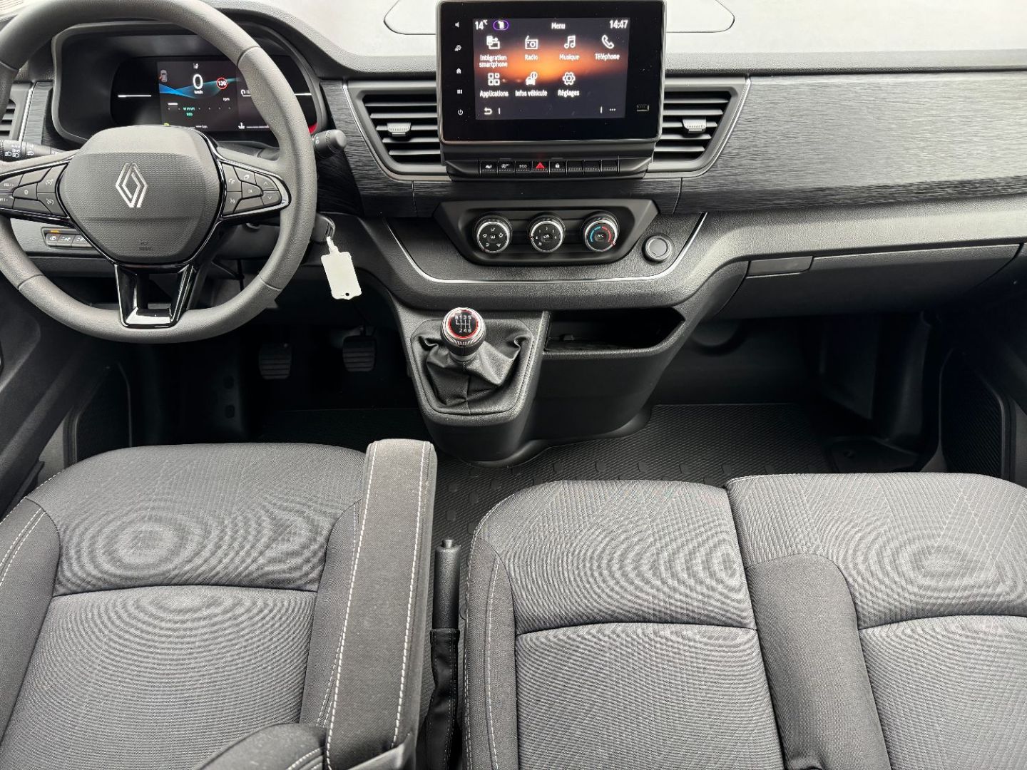 RENAULT TRAFIC COMBI - L2 BLUE DCI 150 RED EDITION 9PL (2025)