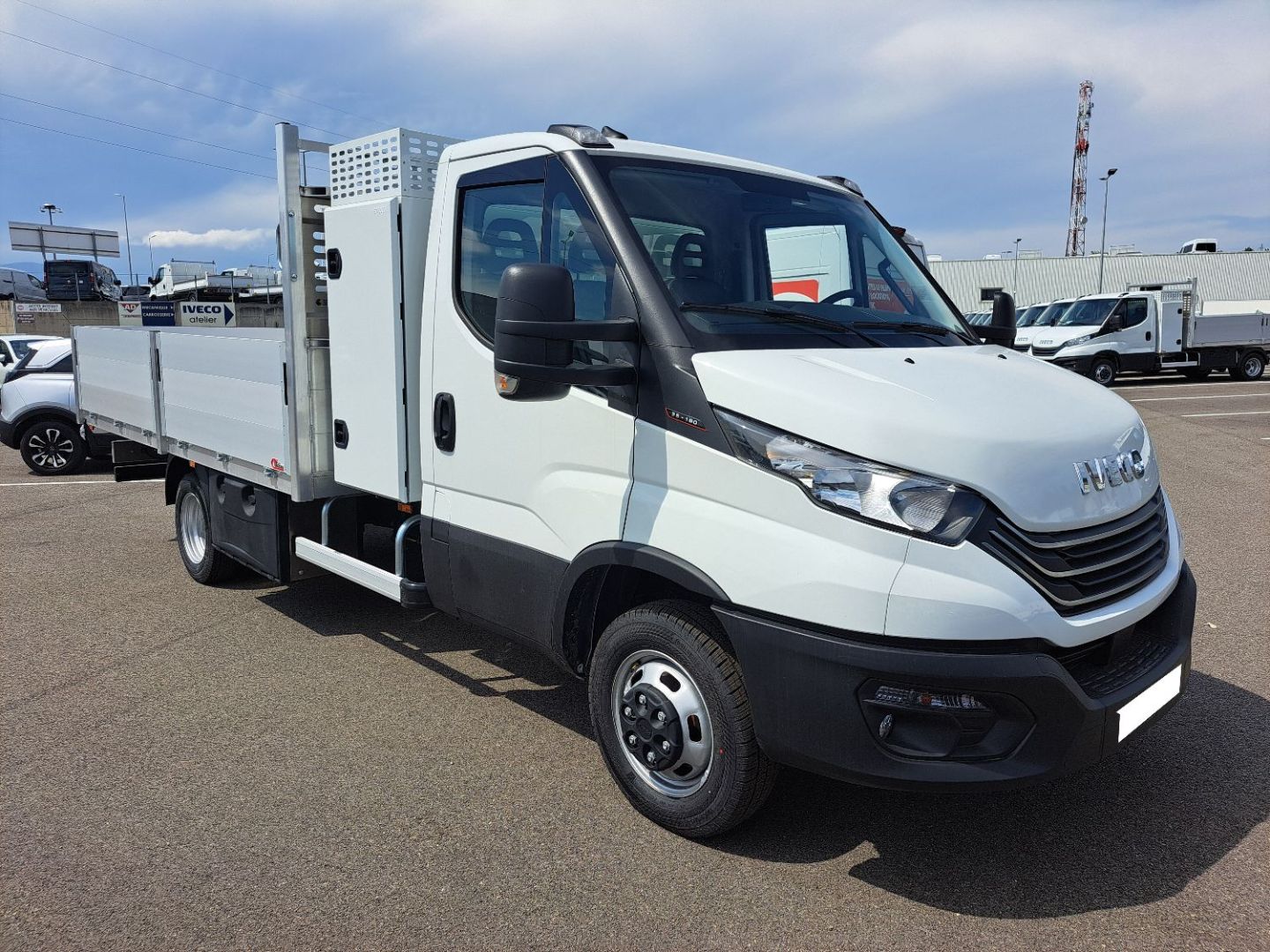 IVECO DAILY - 35C18 PLATEAU 52500E HT (2024)