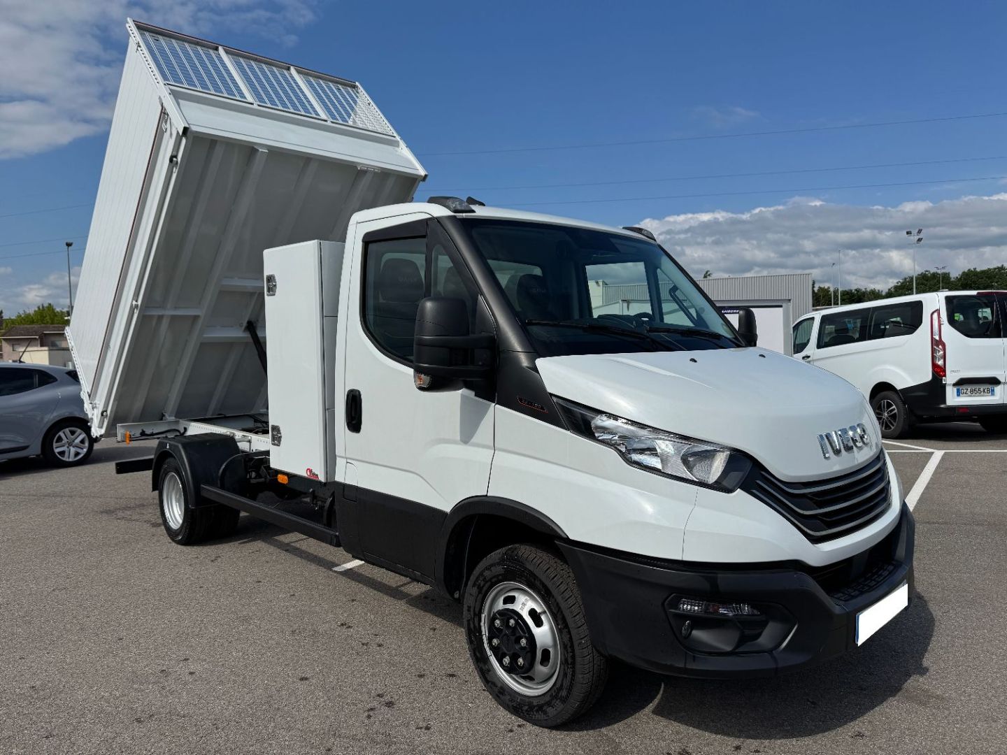 IVECO DAILY - 35C18 180 3L BENNE REHAUSSE (2024)