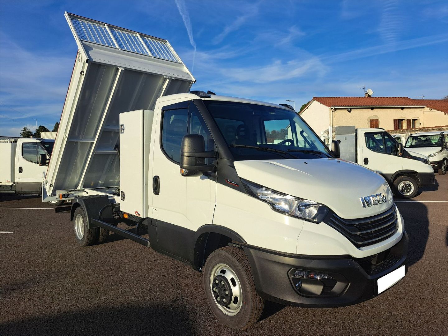 IVECO DAILY - 35C16 BENNE ET COFFRE (2024)