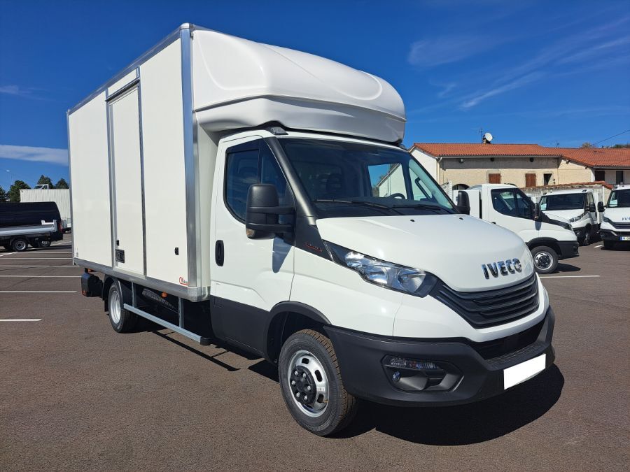 IVECO DAILY - 35C16 CAISSE HAYON 49900E HT (2024)