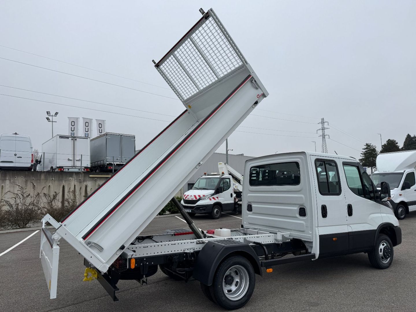 IVECO DAILY BENNE - 35C16 160CV 3L 6 PLACES DOUBLE CABINE