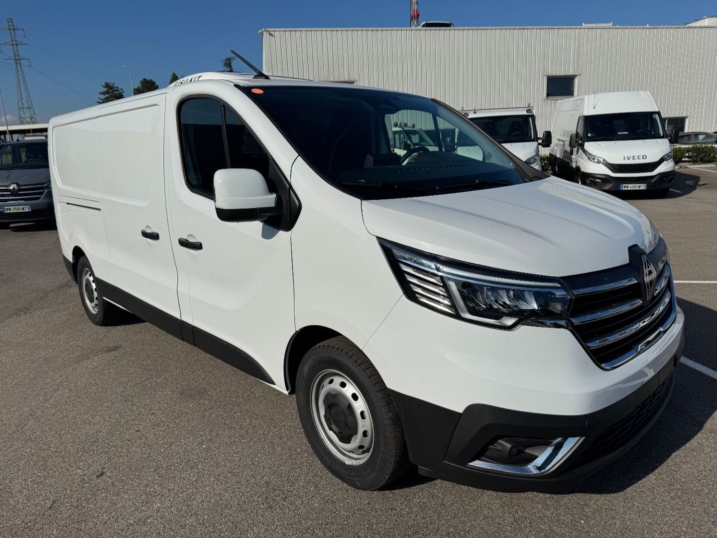 RENAULT TRAFIC FRIGORIFIQUE - L2H1 150 BVA9 GSR2 RED EDITION (2025)