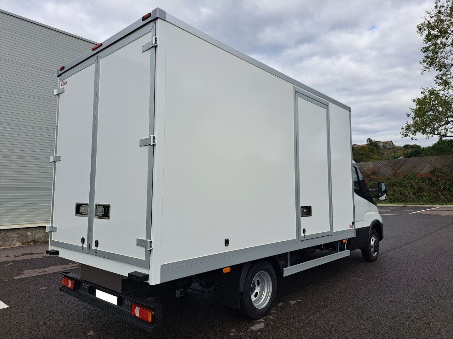 IVECO DAILY - 35C18 CAISSE PRIMEUR 180CV 3L