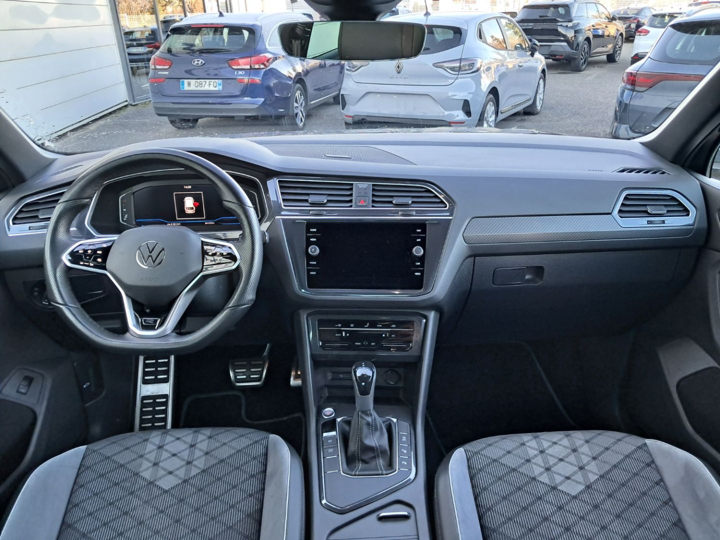 VOLKSWAGEN TIGUAN - 2.0 TDI 150 R-LINE DSG7