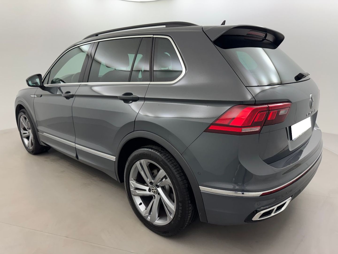 VOLKSWAGEN TIGUAN - 2.0 TDI 150 R-LINE DSG7