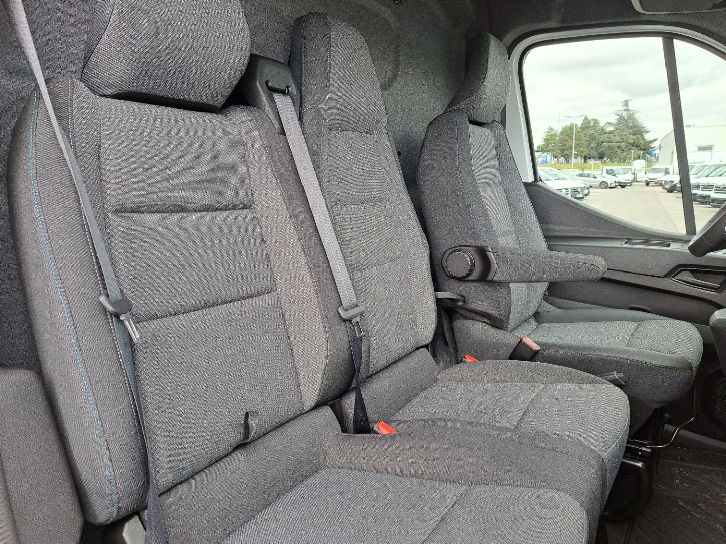 RENAULT MASTER VAN - TRAC 3T5 L2H2 BLUE DCI 150 EXTRA