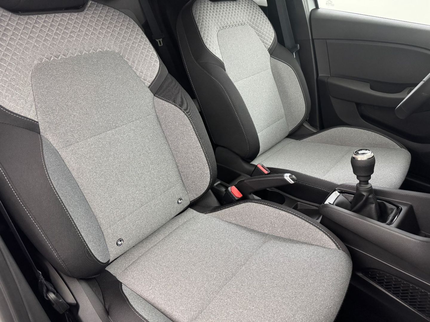 RENAULT CLIO V - 1.5 dCi 100 Evolution