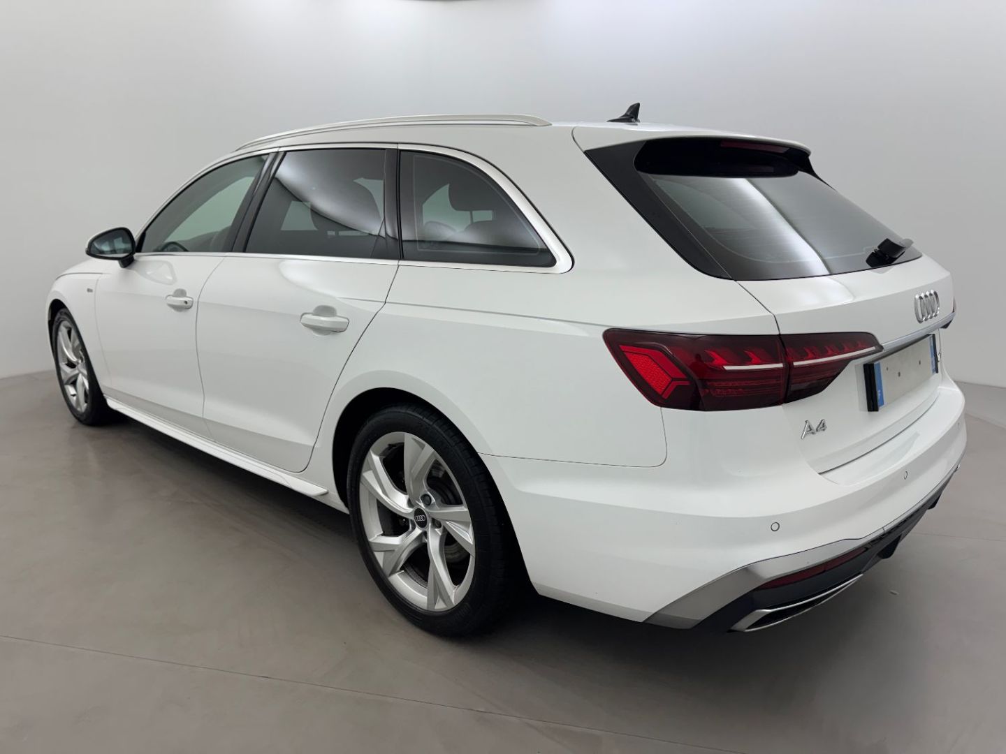 AUDI A4 AVANT - Avant 40 TDI 204 Pack S line S tronic 7