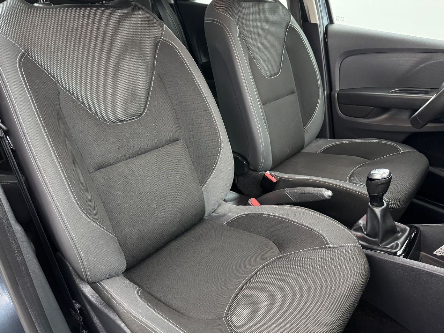 RENAULT CLIO IV ESTATE - ESTATE 0.9 TCe 90 ZEN