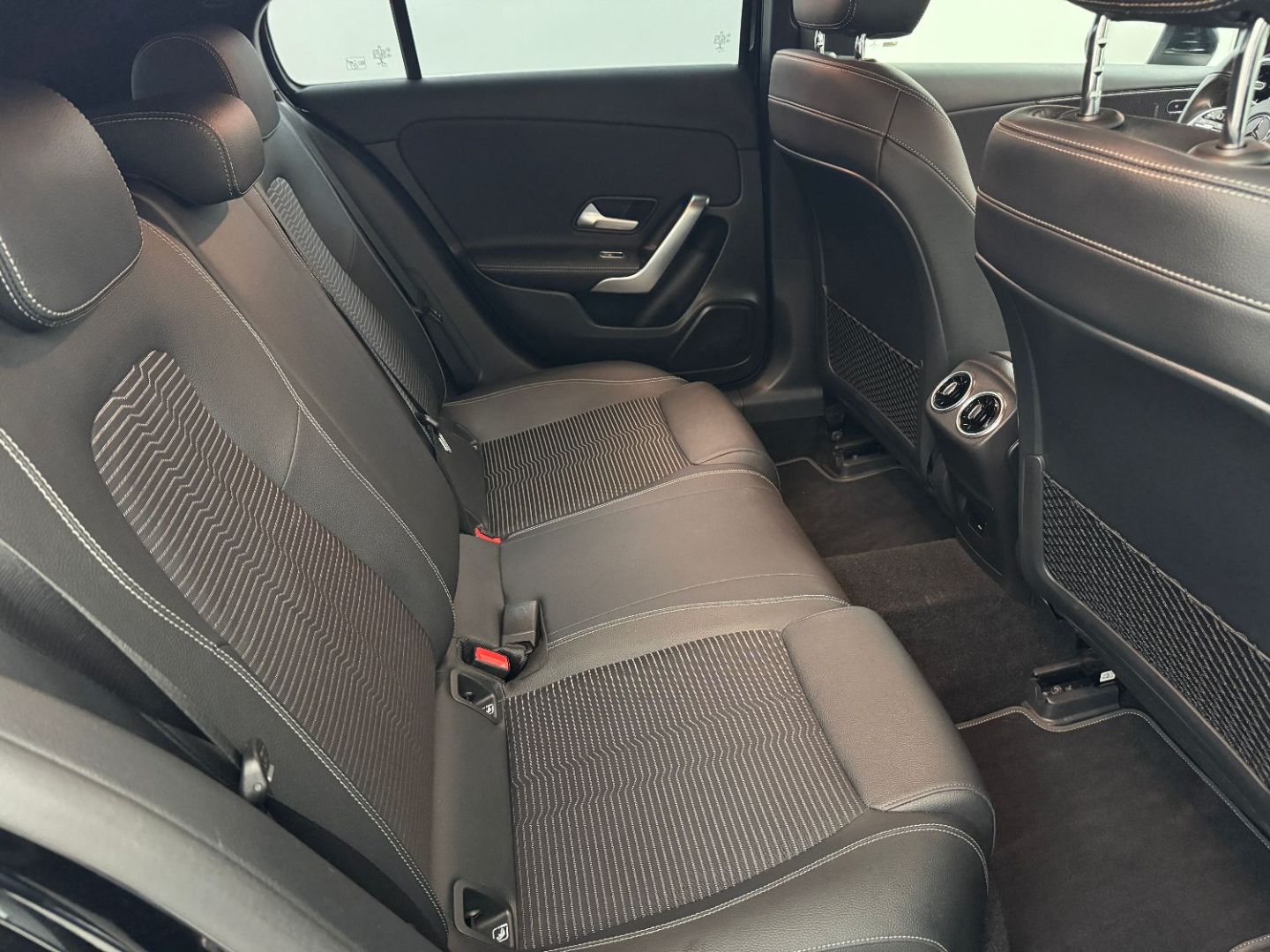 MERCEDES-BENZ CLASSE A - 200 d Business 8G-DCT