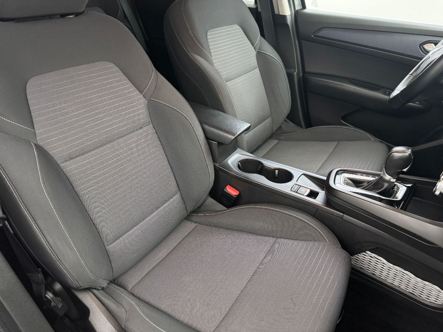 RENAULT ARKANA - 1.6 E-TECH 145 BUSINESS