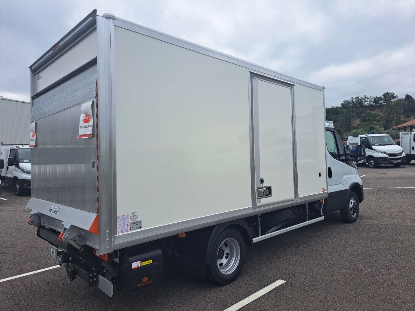 IVECO DAILY - 35C18 A8 CAISSE CLASSE 2 180CV 3L