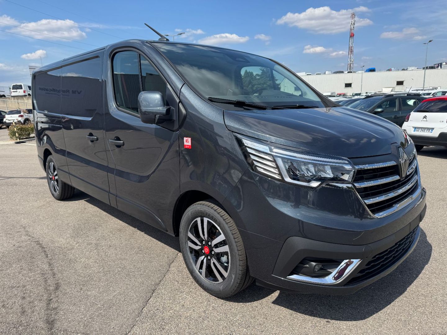 RENAULT TRAFIC FOURGON - L2H1 3T BLUE DCI 170 BVA9 EXCLUSIVE GSR2