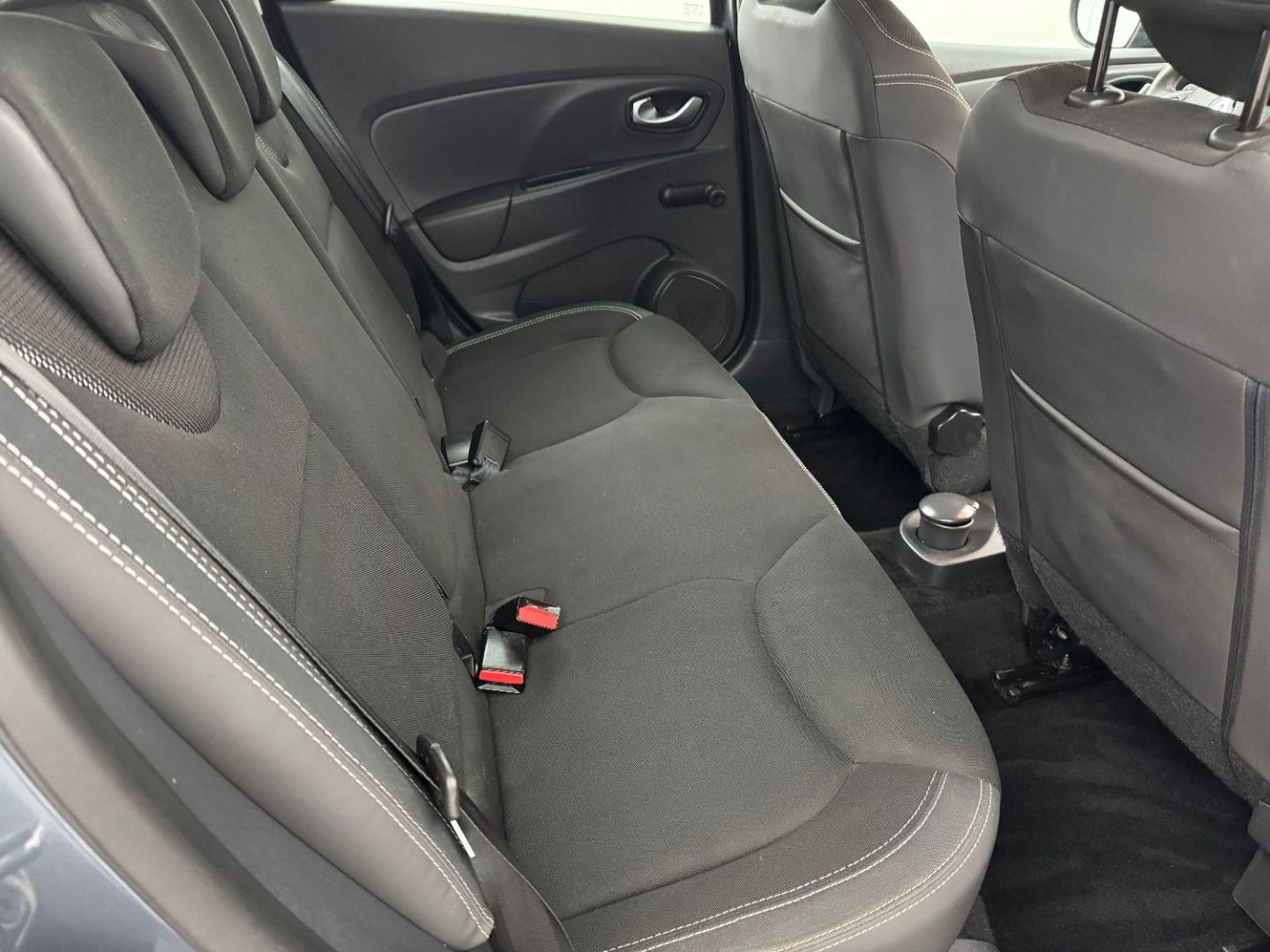 RENAULT CLIO IV ESTATE - ESTATE 0.9 TCe 90 ZEN