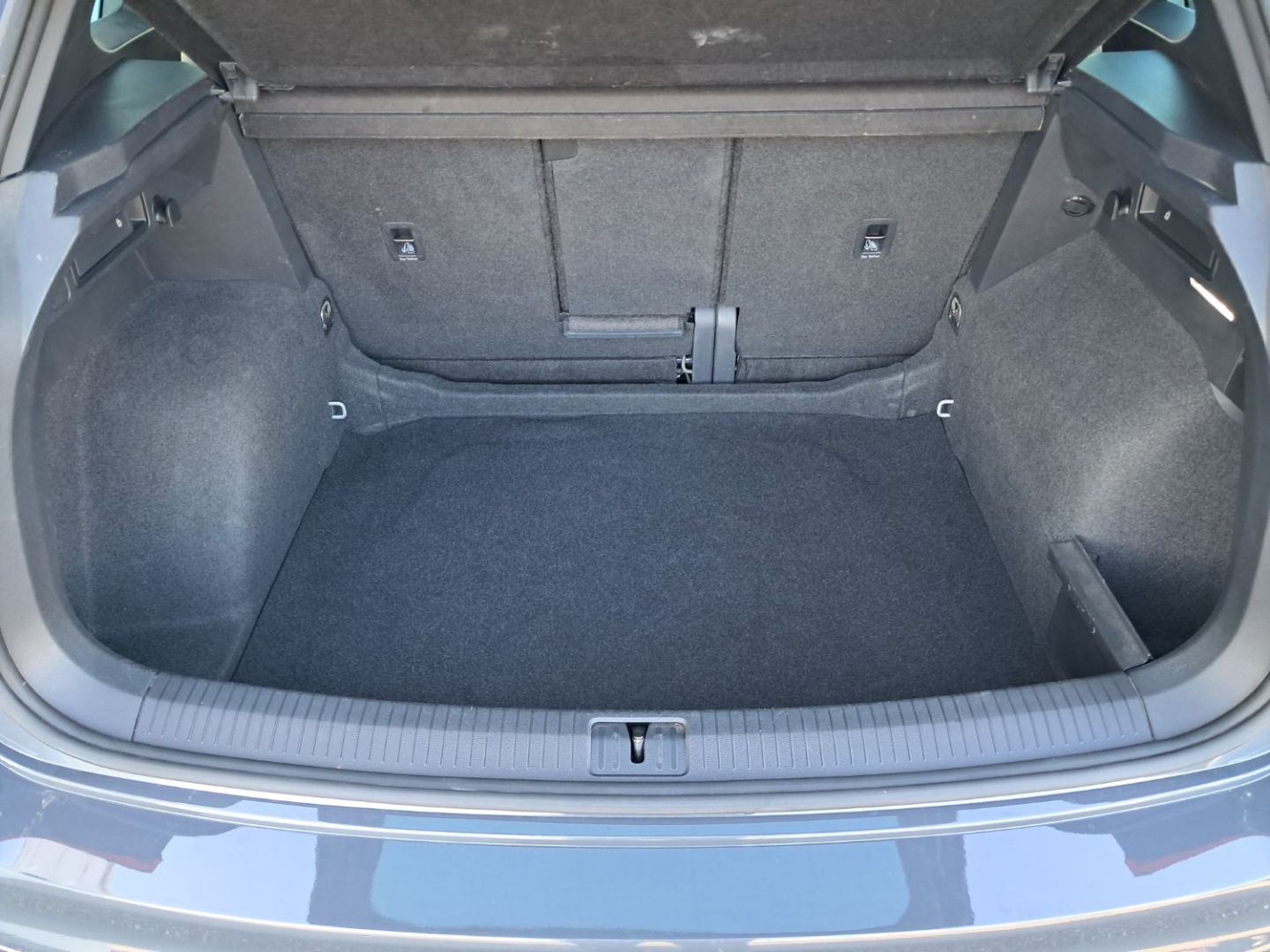 VOLKSWAGEN TIGUAN - 2.0 TDI 150 R-LINE DSG7