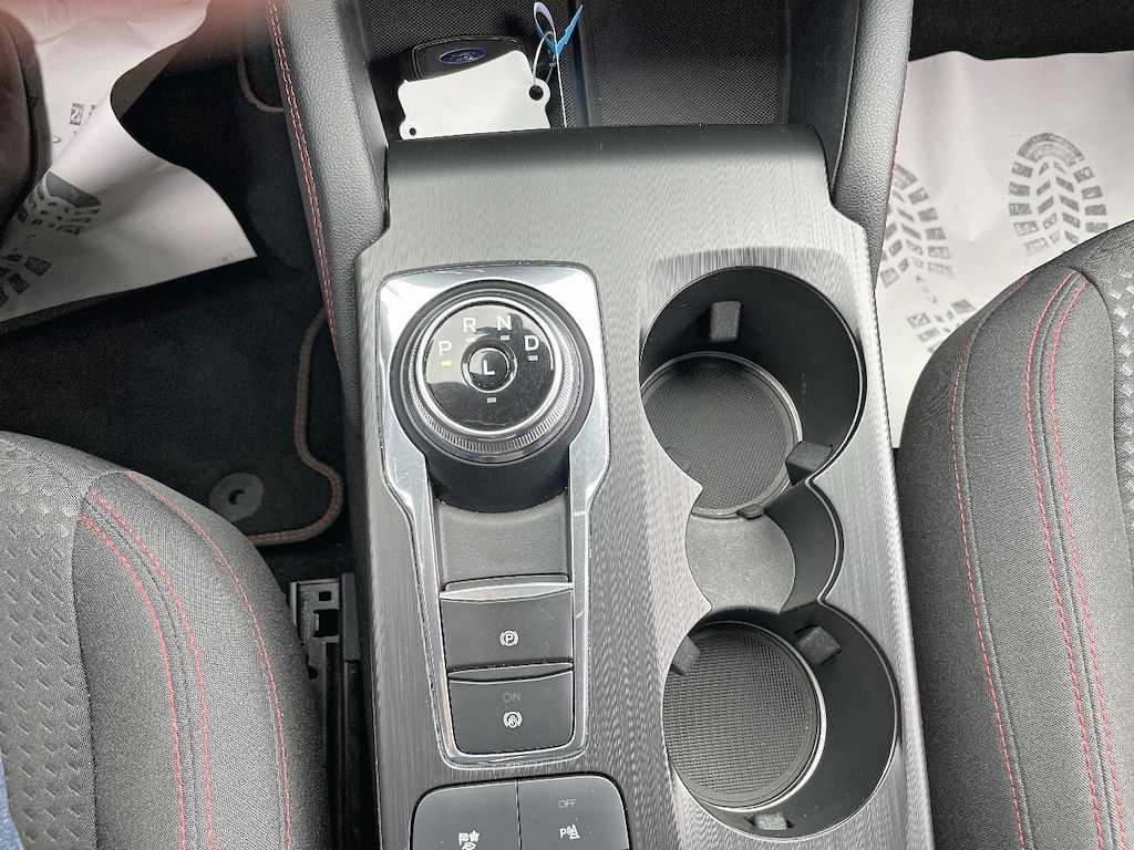 FORD KUGA - 2.5 Duratec 190 FHEV E85 ST-Line