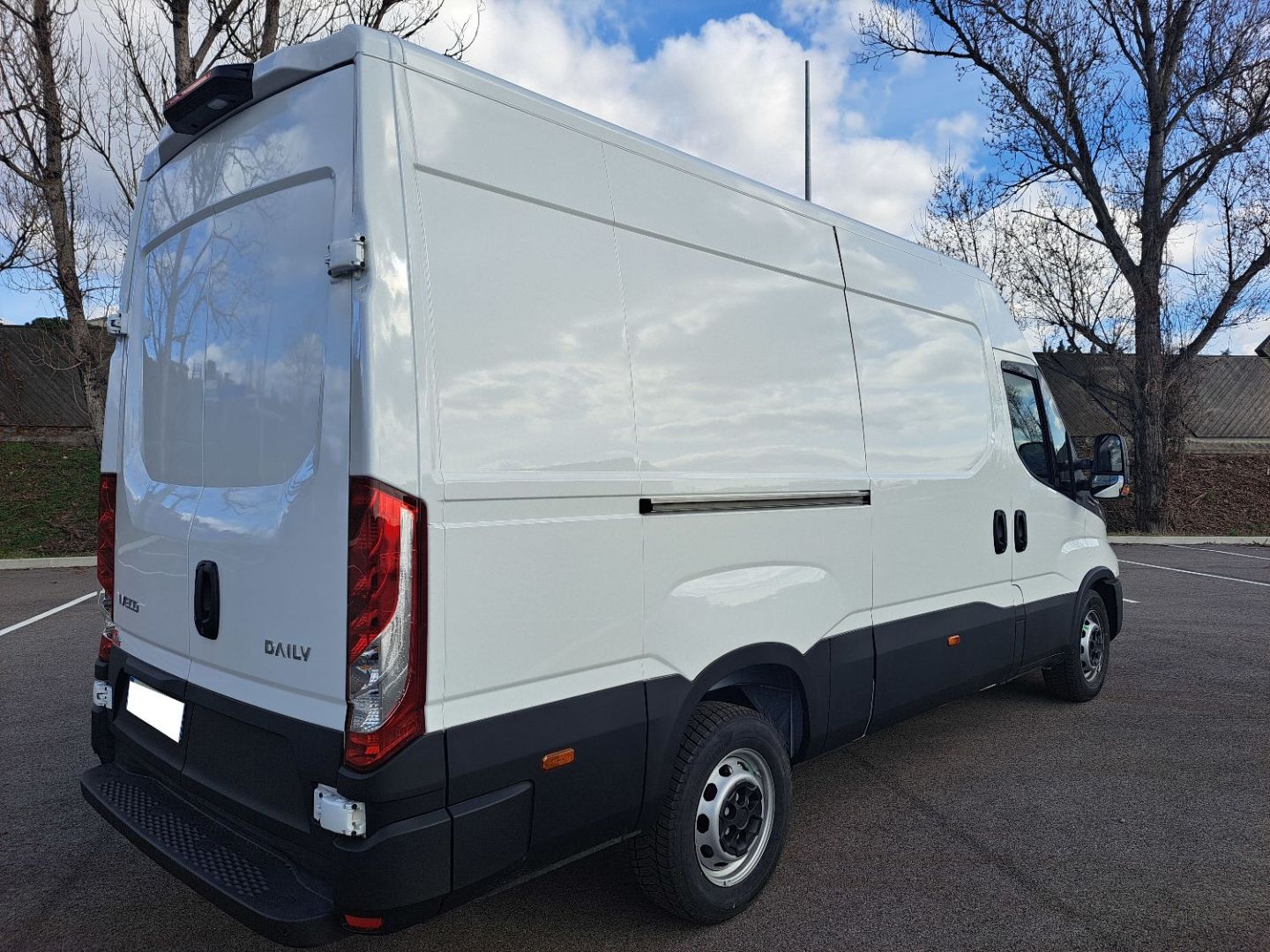 IVECO DAILY - 35S18 A8 L3 FRIGO