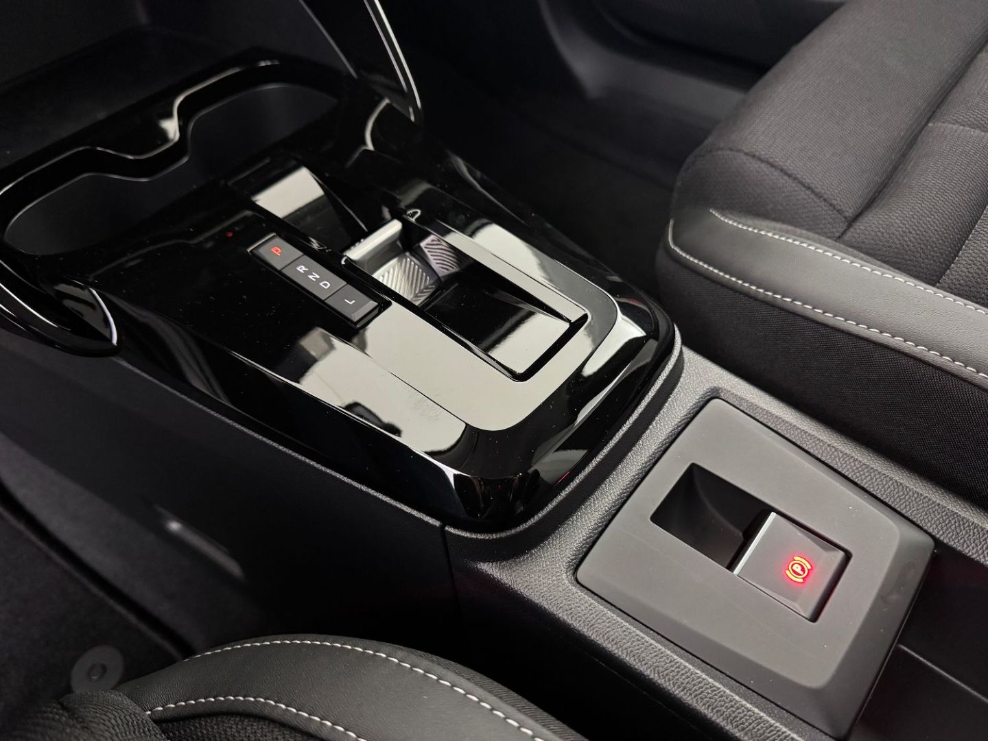 CITROEN C3 AIRCROSS - 1.2 Hybride 145 Max e-DCS6